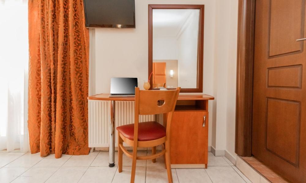 Hotel Avra Peraía Dış mekan fotoğraf